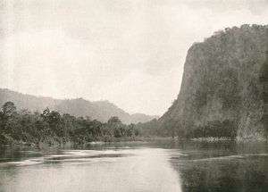 Bhamo yakınlarındaki Irrawaddy Nehri üzerindeki İkinci Kirletme, 1900. by Unbekannt