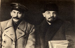 Stalin ve Lenin, Rus Bolşevik devrimci liderleri, Moskova, Rusya, 1919 by Unbekannt
