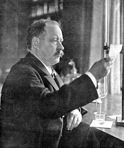 Svante Arrhenius 1859-1927, İsveçli fizikçi ve kimyager laboratuvarında, 1909 by Unbekannt