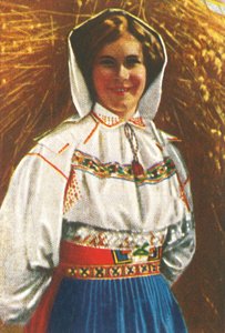 Geleneksel kostümlü İsveçli kadın, c1928. by Unbekannt