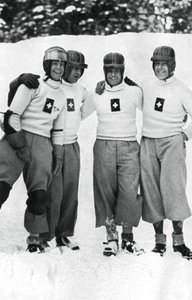 İsviçreli dört kişilik yarış kızağı takımı, Kış Olimpiyat Oyunları, Garmisch-Partenkirchen, Almanya, 1936 by Unbekannt