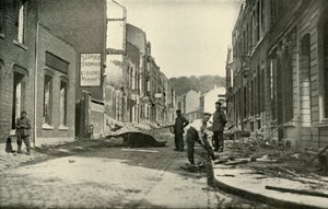 Avenue De Maastricht, Visé, 1919. by Unbekannt