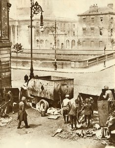 Dört Mahkeme, Dublin, İrlanda, Temmuz 1922, 1935. by Unbekannt