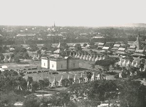 Dört Yüz Elli Tapınak, Mandalay, Burma, 1895. by Unbekannt
