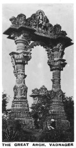 Büyük Kemer, Vadnagar, Gujarat, Hindistan, c1925 by Unbekannt