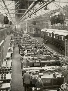 Londra Yolcu Taşımacılığına ait Yeraltı Demiryolu Araçlarının Revizyonu, 1935-36. by Unbekannt