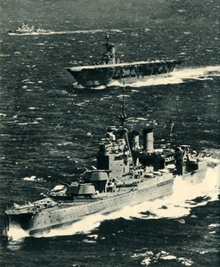 Ünlü, Ark Royal ve Sheffield, c1939-1941, 1942. by Unbekannt