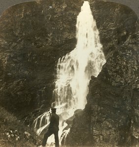 Sevle Şelalesi, Stalheims otelinin yakınında, Naerodal, Norveç, c1905. by Unbekannt