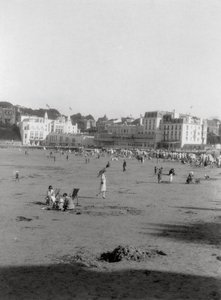 Plaj, Dinard, Brittany, 20. yüzyıl by Unbekannt