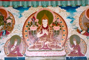 Tibet Budizmi; duvar; Lama Tsongkharpa; Gelug okulu; sarı kapaklar; meditasyon; çeşitli el duruşları; mudralar; Yongning; Zhamei Tapınağı; Lugu Hu Gölü bölgesi; Yunnan Eyaleti; Çin Halk Cumhuriyeti; Asya by Unbekannt