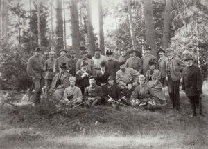 Çar Alexander III, ailesi ve arkadaşlarıyla Bialowieza Ormanı
