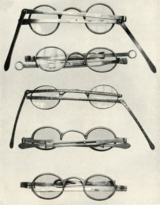 18. yüzyılın sonları ve 19. yüzyılın başlarına ait çeşitli gözlük türleri, 1934. by Unbekannt