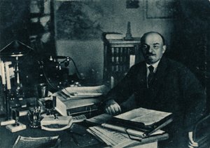Vladimir Ilich Lenin, Rus Bolşevik lideri, Moskova, Rusya, 7 Ekim 1922 by Unbekannt