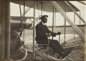 El ilanında Wilbur Wright, 1908. by Unbekannt