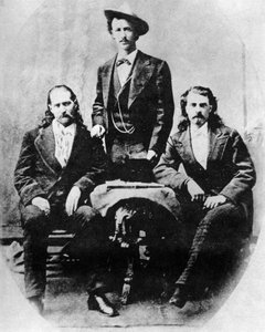 Vahşi Bill Hickok, Texas Jack Omohundro ve Buffalo Bill Cody, c1870s 1954 by Unbekannt