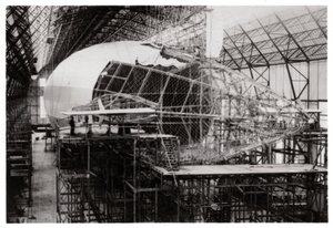 Zeppelin LZ 126 yapım aşamasında, Friedrichshafen, Almanya, 1924 1933 by Unbekannt