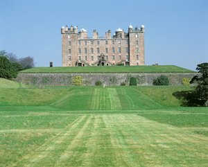 Drumlanrig Kalesi, Dış cepheden görünüm, İskoç Okulu, inşa edilmiş 1679-91, Dumfries, Birleşik Krallık by Unbekannt Unbekannt