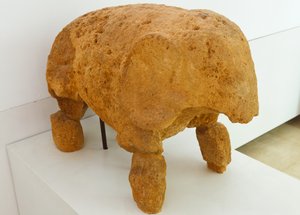 Arkeolojik Kompleks, Carmona, Sevilla Eyaleti, İspanya. Roma nekropolündeki Fil Mezarı