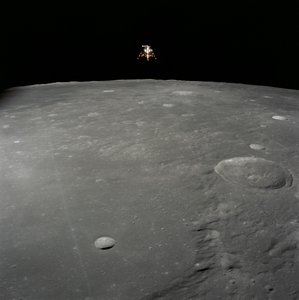 Apollo 12 ay modülü Fırtınalar Okyanusu