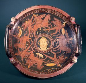 Apulian kırmızı figürlü patera, Yunanlıların Amazonlarla savaştığı sahneler, Yunan, güney İtalya