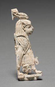 Dekoratif Plak: Kanatlı Sfenks, MÖ 900-800 by Unbekannt