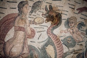 Arion Salonu. Deniz sahnesi. Deniz canlıları. Nereides ve tritonlar. 3. - 4. yüzyıl. Casale, Sicilya