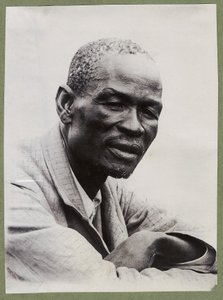 Khama, c.1910 (jelatin gümüş baskı) by Unbekannt