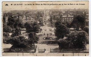 Normandiya, Seine Maritime (76), Le Havre: belediye binasının bahçesi ve rue de Paris