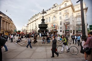 Piccadilly Circus, Londra (fotoğraf) by Unbekannt