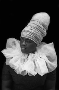 Prima Donna 1, 2019 (s/b fotoğraf) by Unbekannter Künstler