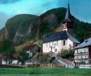 Bregenz yakınlarındaki Reuthe kasabası by Unbekannter Künstler
