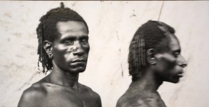 İki Adam, Papua Yeni Gine (jelatin gümüş baskı) by Unbekannt