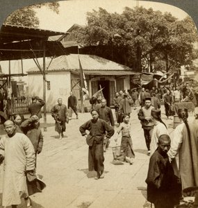Sokak sahnesi, Kanton, Çin. by Underwood and Underwood