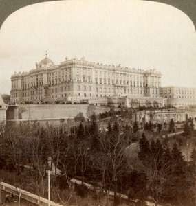 Görkemli Kraliyet Sarayı ve Kraliyet Parkı Campo del Moro...Madrid, İspanya, 1902. by Underwood and Underwood
