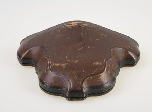 Düğün takıları için kutu by Unknown artist