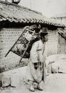 Tavuk tüccarı, Kore, 19. yüzyıl sonu by Unknown artist