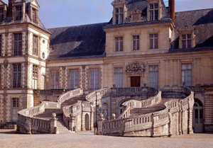 Rönesans mimarisi: Fontainebleau kalesinin büyük merdiveni. by Unknown artist