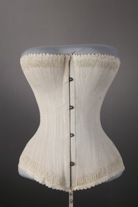 düğün korse by Unknown artist