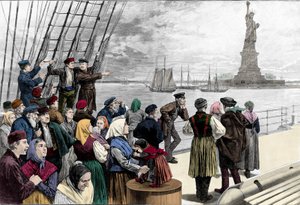 New York limanına gelen göçmen ailelerin özgürlük heykeli görülüyor. “Harper