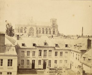 [Gendarmerie Imperiale binası ve Gotik katedral] by Unknown artist