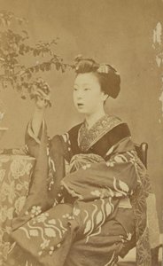 [Oturan Japon Kadın] by Unknown artist