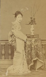 [Ayakta Duran Japon Kadın] by Unknown artist