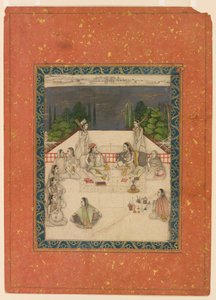 Görevliler ve müzisyenler tarafından çevrili bir terasta oturan iki kadın by Unknown artist