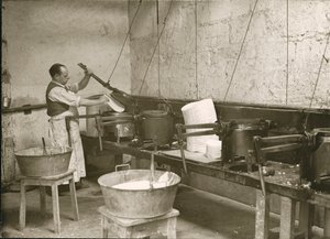 Fransa, Merkez, Indre-et-Loire (37), Tours: Laboratoire Metadier: Bir adam Kalmine