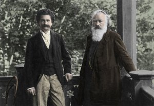 Johannes Brahms (1833-1897) ve Johann Strauss (1825 -1899) by Unknown photographer