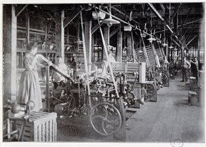 Van Houten çikolata fabrikasında ambalaj imalatı - fotoğrafçılık, 19. yüzyıl sonu by Unknown photographer