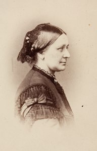 Clara Schumann'ın portresi by Unknown photographer