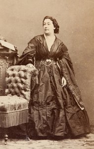 Giulia Grisi'nin Portresi by Unknown photographer