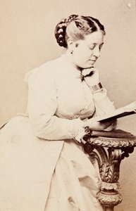 Therese Tietjens'in Portresi, 1860'lar dolayları (s/b fotoğraf) by Unknown photographer