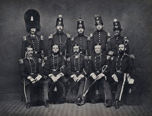 Belçika Ulusal Muhafız Memurlarının Portresi by Unknown photographer